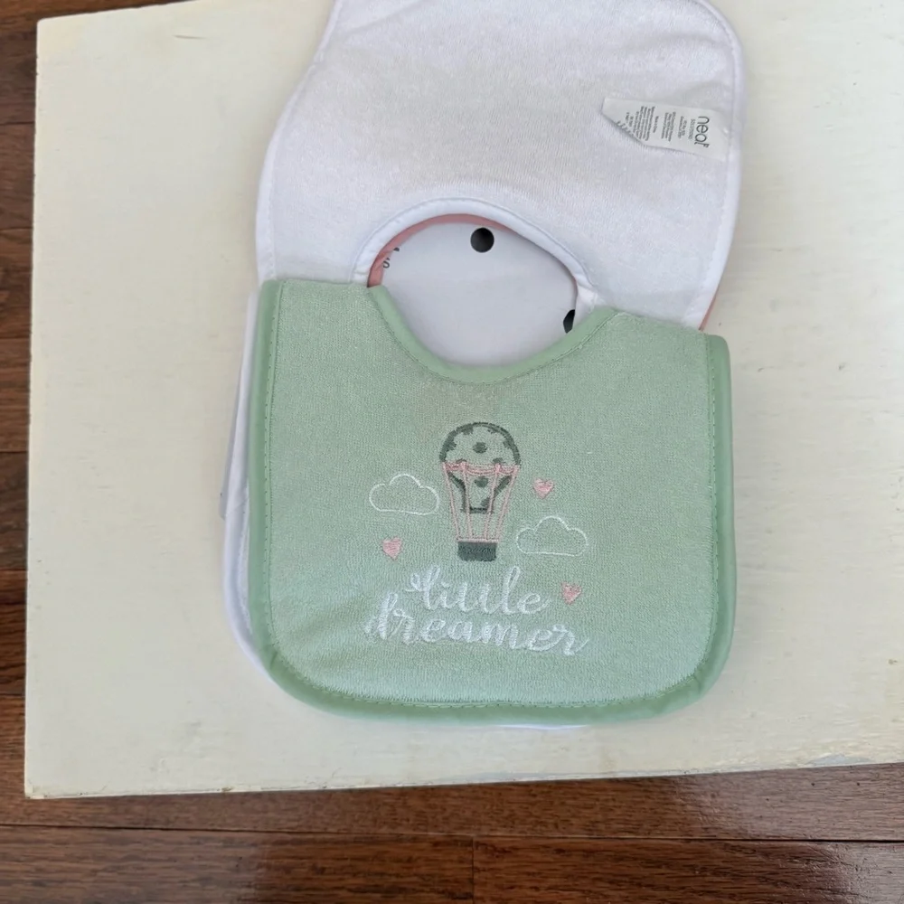 Little Dreamer Green Bib